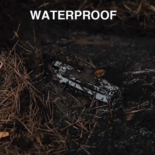 The JetFlick:Titanium Knife with Unique Opening