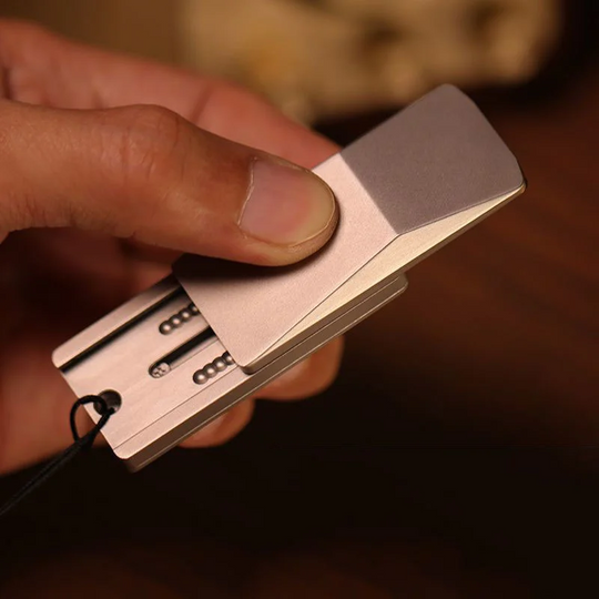 CyberFlick: Metall-Fidget-Slider