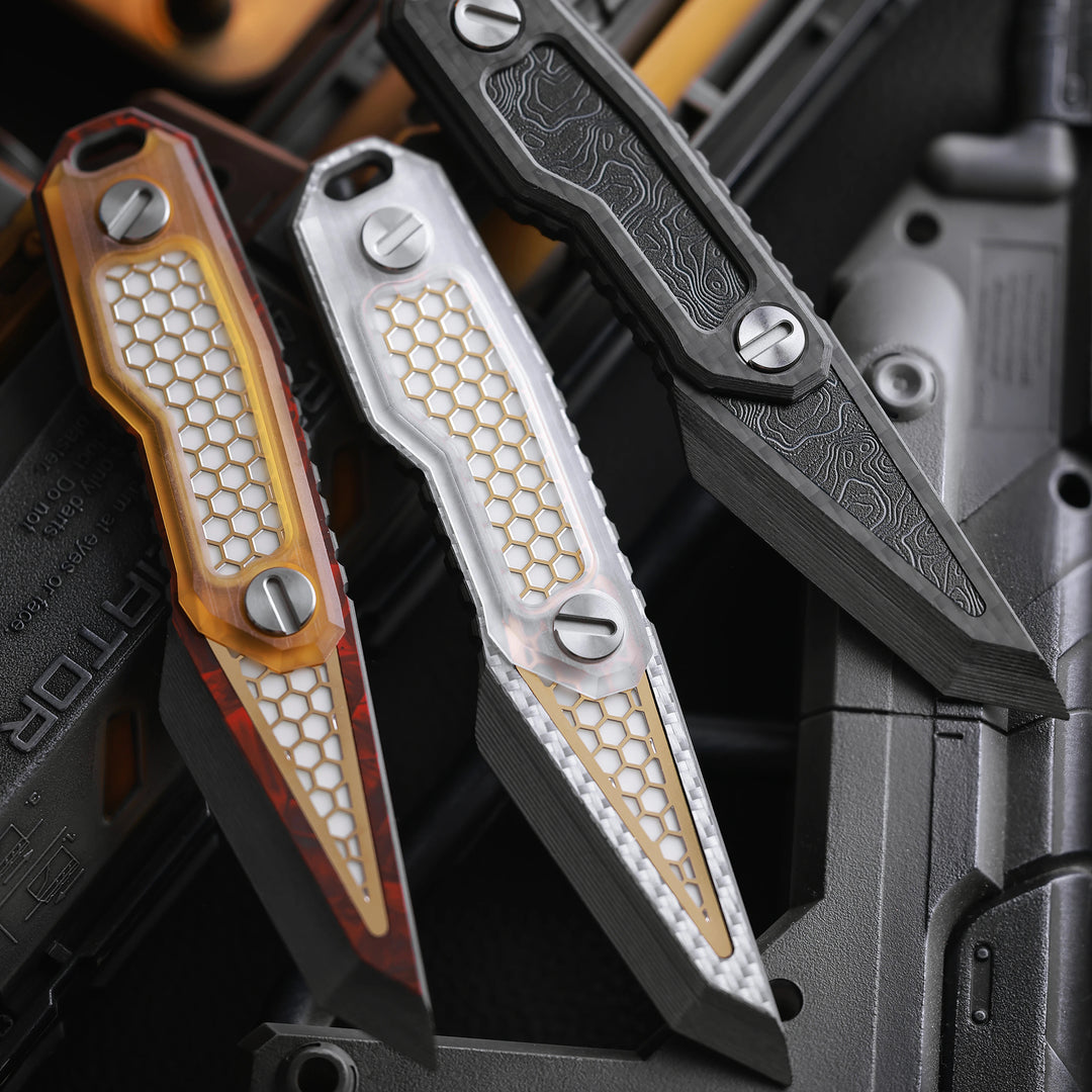 The Skeleton:Titanium EDC Glow Carbon Fiber Pocket Tool