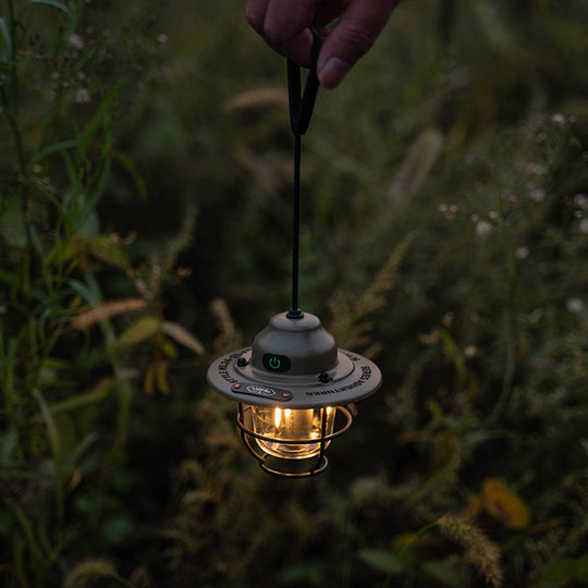 PineGlow - Vintage Rechargeable Lantern With 80H Battery For Camping Ambiance.