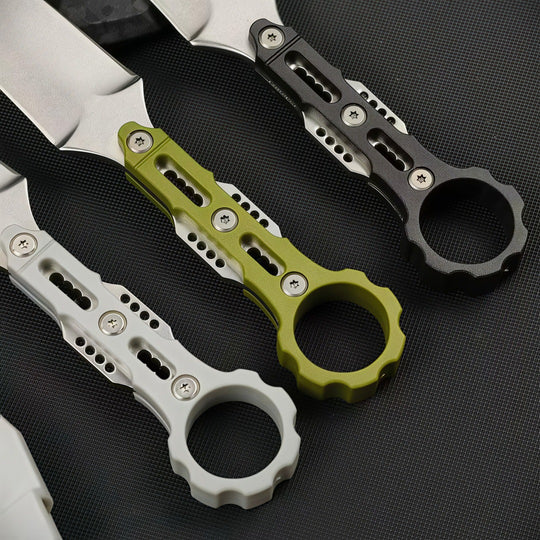 The Rovik:Fixed Blade Carbon Fiber Knuckle Ring Knife