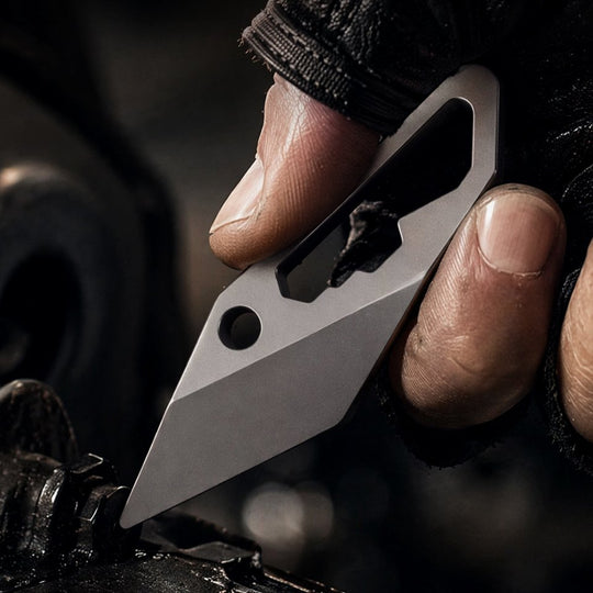The Titan Fang:TC4 Titanium EDC Pry Bar & Screwdriver