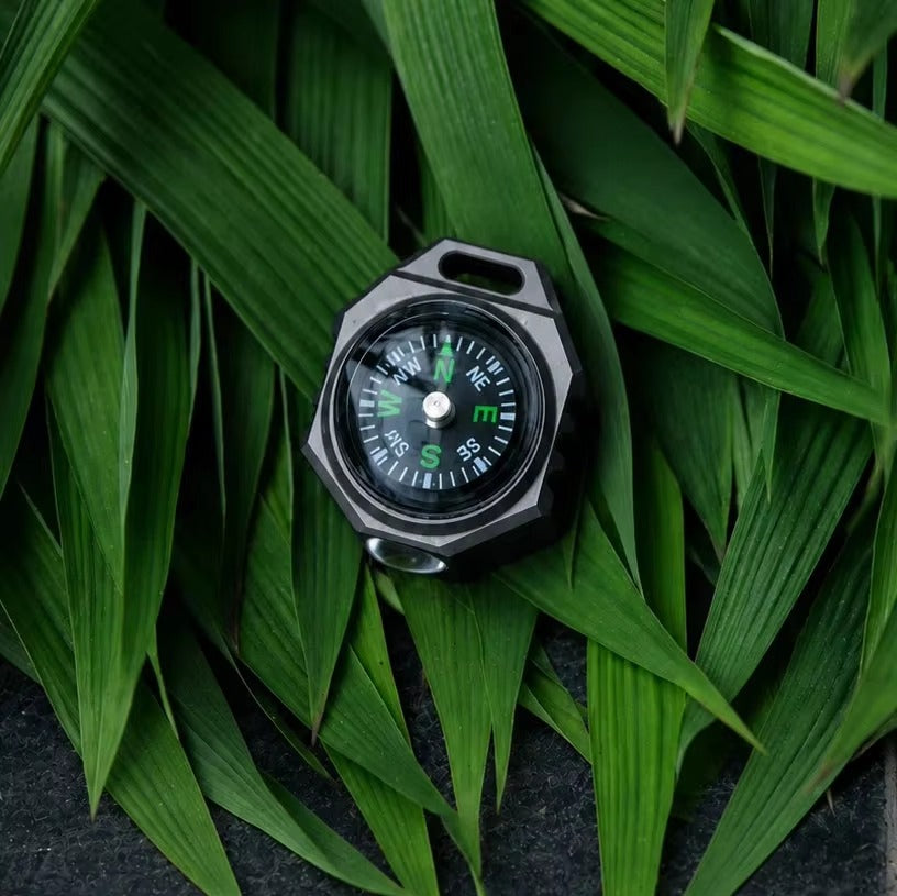 Polaris:Titanium Tri-Color EDC Flashlight with Built-In Compass