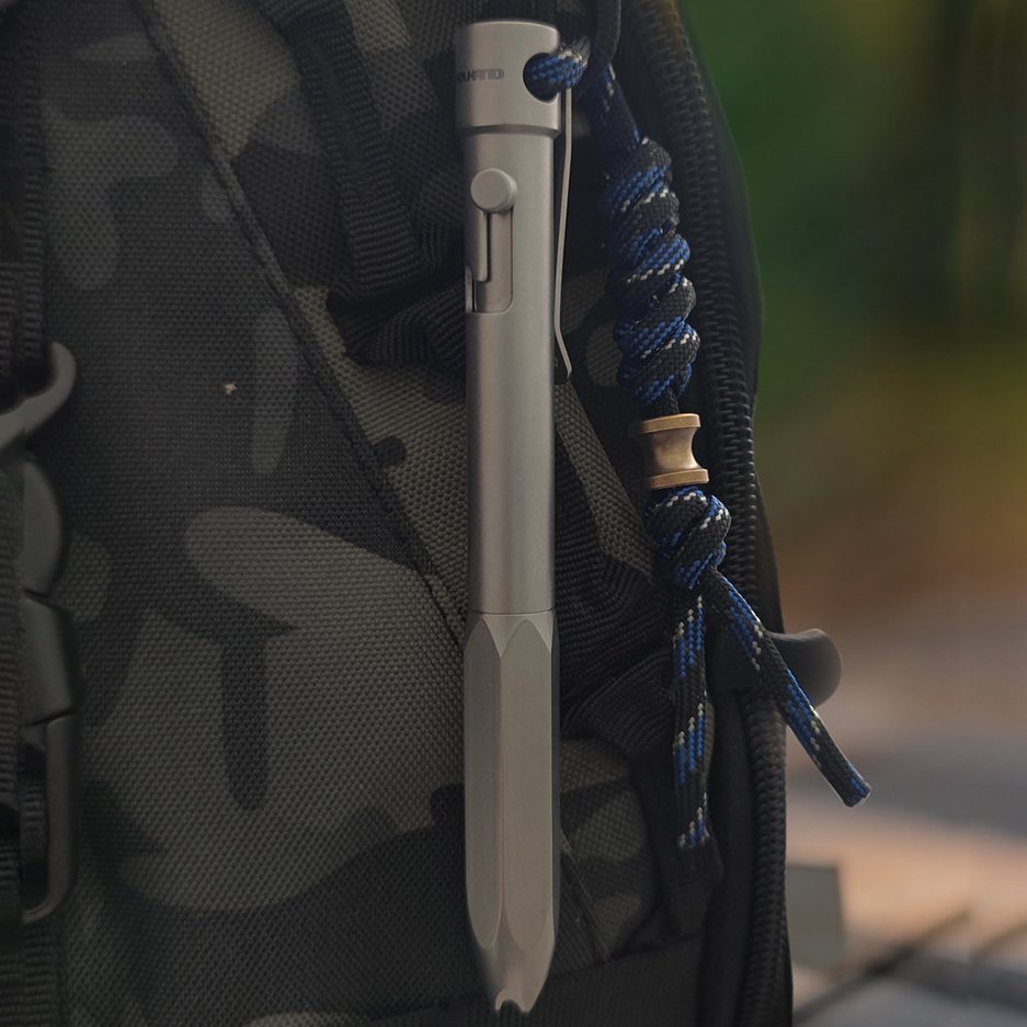 The Aurora:Premium EDC Titanium Smooth Bolt Action Pen