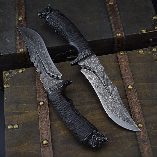 WolfSoul Damascus Knife — VG10 Core, Ebony Handle, Hand-Carved Collectible Blade