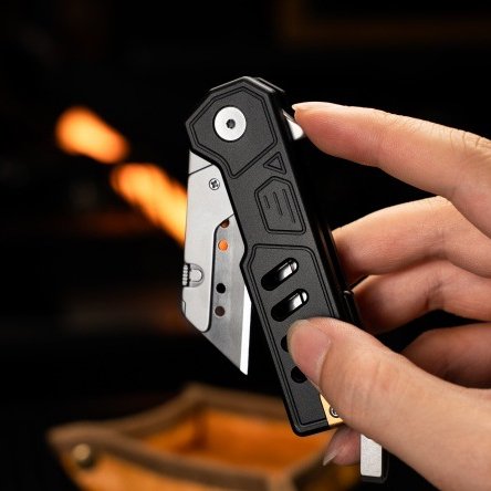 The Glide:Aluminum Replaceable Blade Pocket EDC Utility Knife