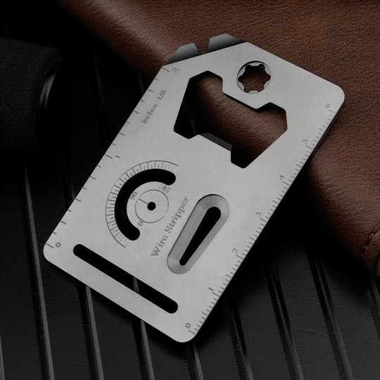 The Pocket Core:Titanium 8-in-1 Multi-Tool EDC Card