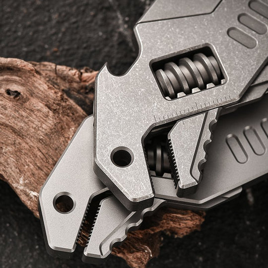 The Pulse:Titanium Multi-Function EDC Folding Knife Pliers