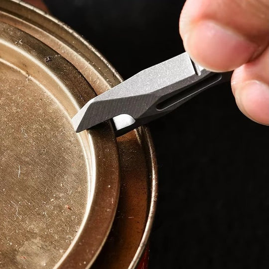 The Ironclad:Titanium EDC Knuckle-Style Utility Multi-Tool