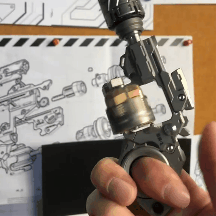 Breaker: Magnetisches Zappelspielzeug aus Titan