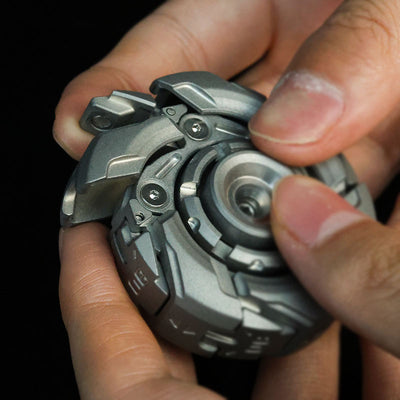 WarpFang：Stainless Steel Mecha Fidget Spinner