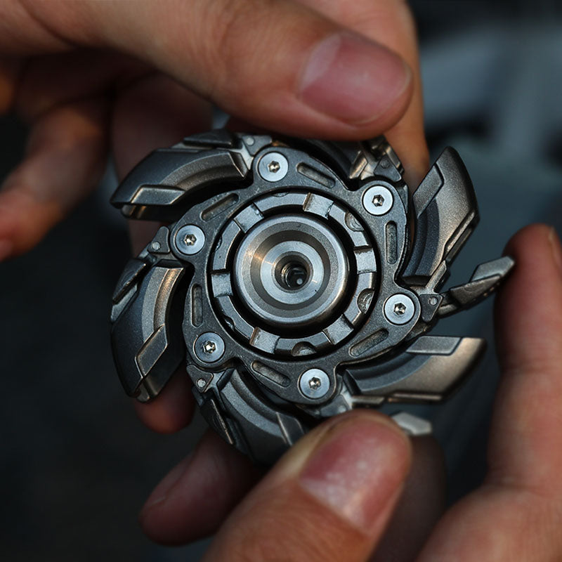 WarpFang：Stainless Steel Mecha Fidget Spinner