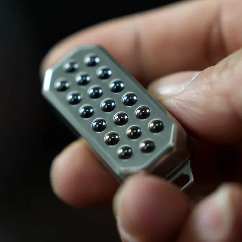 Bumpy Buddy：Metal Fidget Haptic Slider