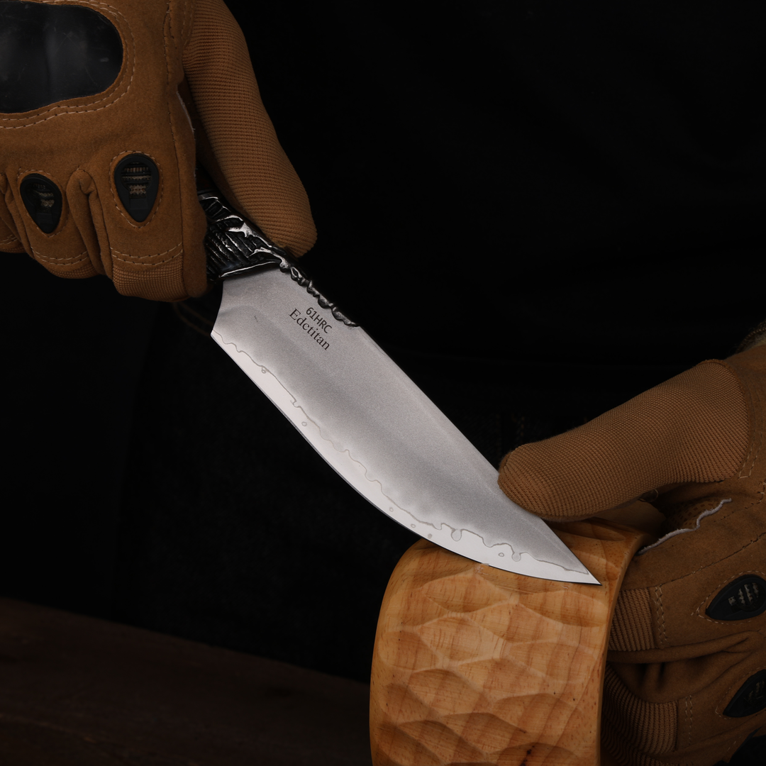 Corsair’s Legacy: Handcrafted Pirate Survival Knife | Japanese SKD-11 Steel & Rare Thuja Wood