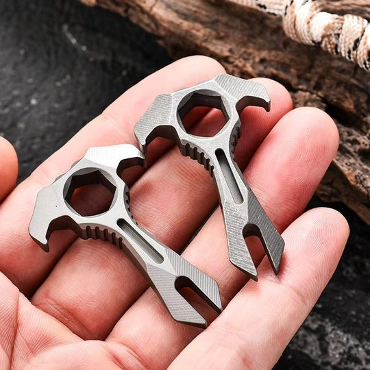 The Ironclad:Titanium EDC Knuckle-Style Utility Multi-Tool