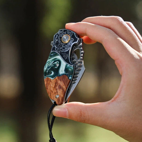 Verdal - The Pocket-Sized Handmade Damascus EDC Folding Knife