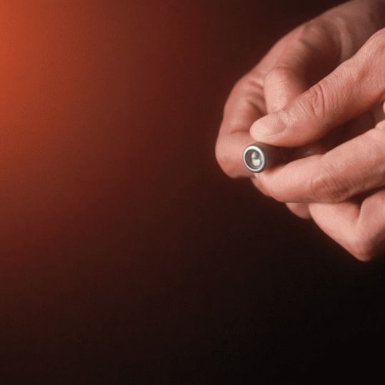LUMIX Nano Ti— A 100-Lumen Titanium Micro Flashlight