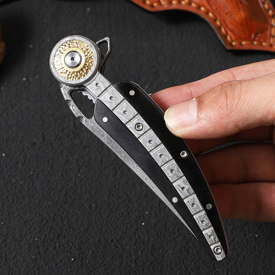Maple Blade : Handmade Damascus Steel Folding Pocket Knife