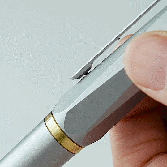 Lumink - The Definitive Pocket-to-Pro Titanium Fountain Pen