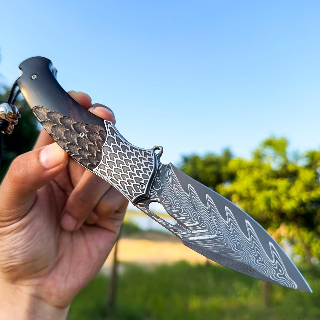 SaharaRaptor – Japanese Damascus Steel Knife
