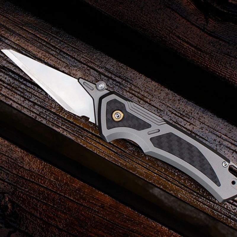 The Thunder: Titanium Utility Knife with Replaceable Blade