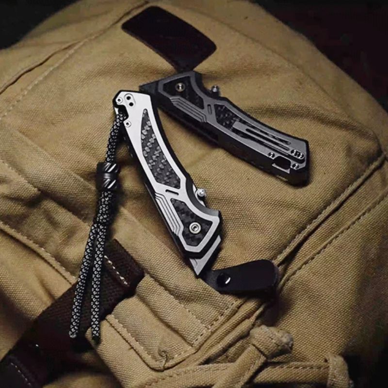 The Thunder: Titanium Utility Knife with Replaceable Blade