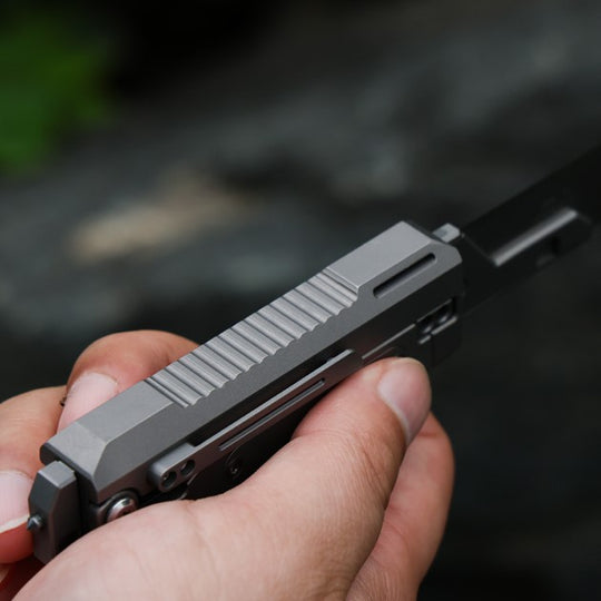 JetFlick – Gravity-Open Titanium Utility Knife with Quick-Change Blade