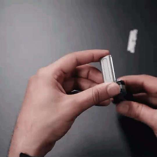 FoldRazor: A Titanium Folding Razor Inspired by EDC Tool