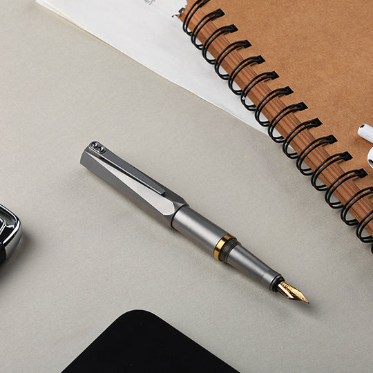 Lumink - The Definitive Pocket-to-Pro Titanium Fountain Pen