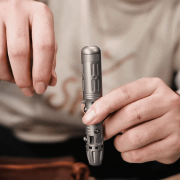 Arcos Driver：4-Angle Foldable Titanium Ratchet Screwdriver