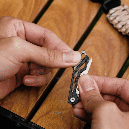 KeyKnife: Mini Titanium & Carbon Fiber EDC Scalpel