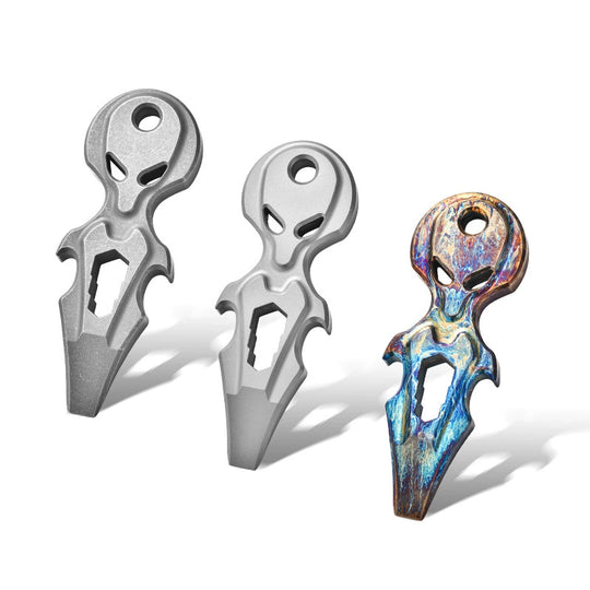 Titalien Alien – Titanium EDC Multi-Tool Pry Bar