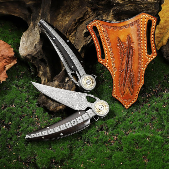 Maple Blade : Handmade Damascus Steel Folding Pocket Knife