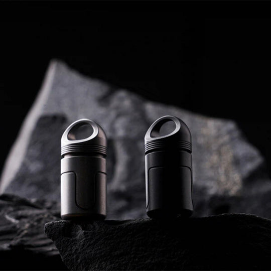 LUMIX Nano Ti— A 100-Lumen Titanium Micro Flashlight
