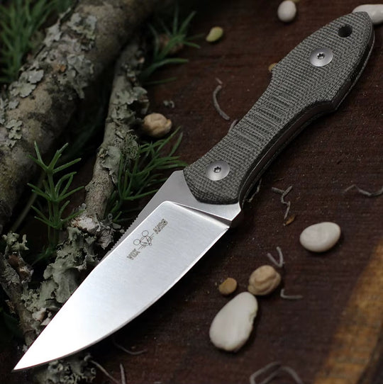 The Xavrik:D2 Steel Full-Tang EDC Outdoor Knife