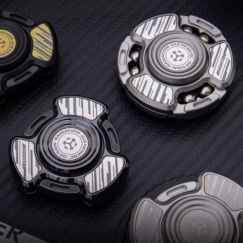RadiCore：Titanium Alloy EDC Spinner Fidget Toy