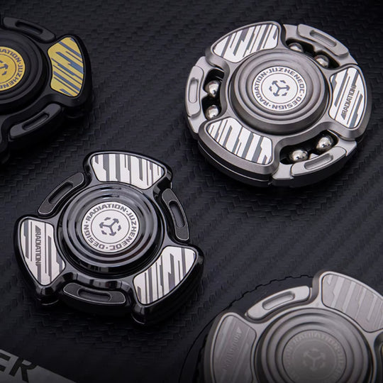 RadiCore：Titanium Alloy EDC Spinner Fidget Toy