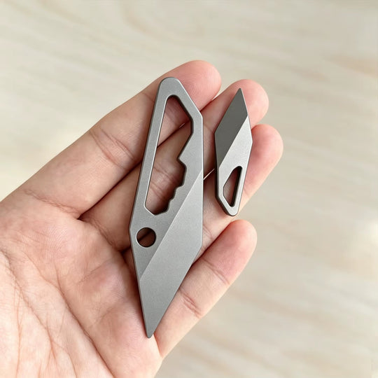 The Titan Fang:TC4 Titanium EDC Pry Bar & Screwdriver
