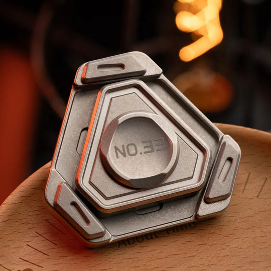 The Gyro Heart:Interactive Magnetic Metal Fidget Toys Fidget Spinner