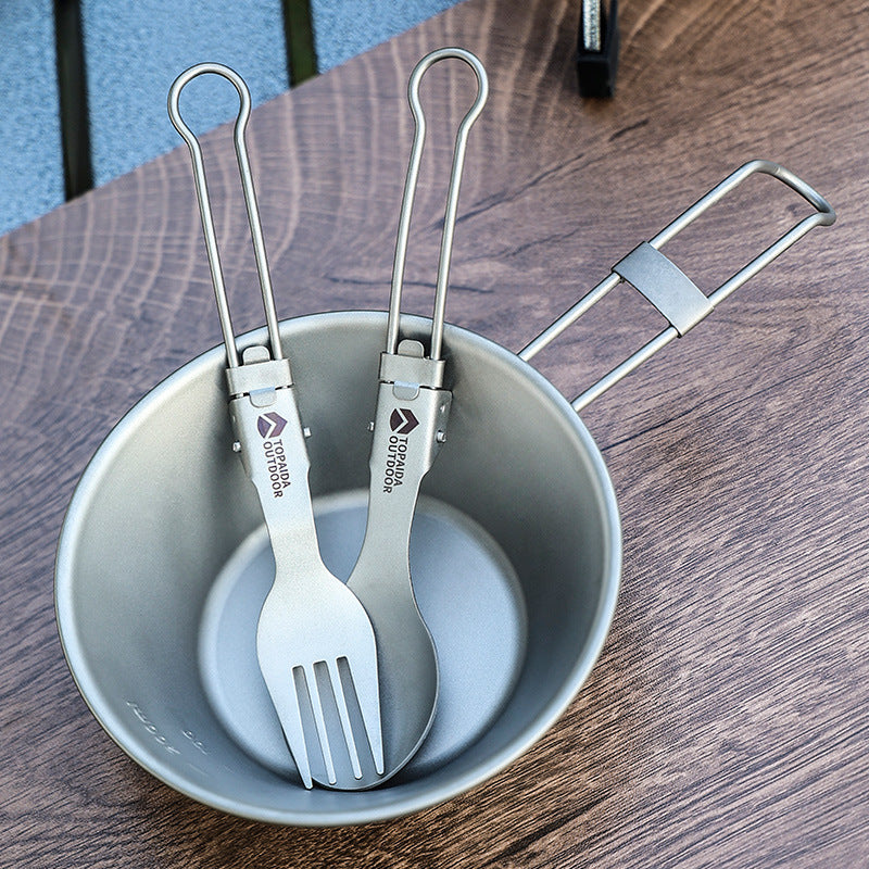 Featherlight Feast: Ultralight Titanium Folding Utensil Set for Travel