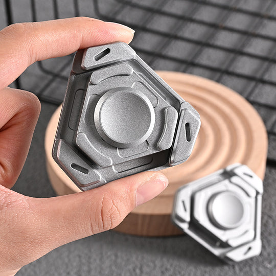 The Gyro Heart:Interactive Magnetic Metal Fidget Toys Fidget Spinner