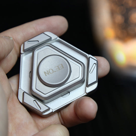 The Gyro Heart:Interactive Magnetic Metal Fidget Toys Fidget Spinner