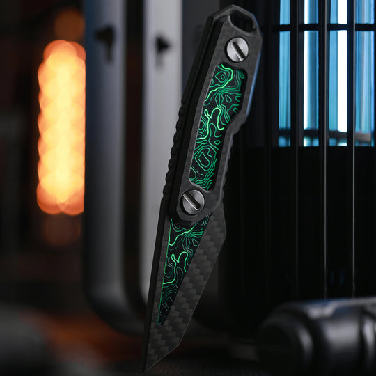 The Skeleton:Titanium EDC Glow Carbon Fiber Pocket Tool