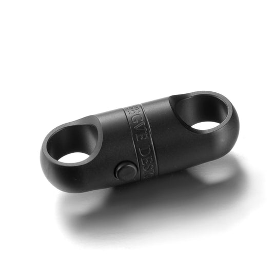 Star-to-Orbit Attraction:Titanium Spin & Pull Keychain Clip Rotatable Quick-Release Buckle