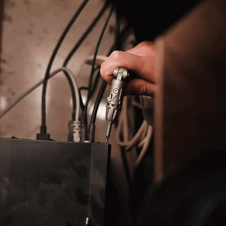 Arcos Driver：4-Angle Foldable Titanium Ratchet Screwdriver