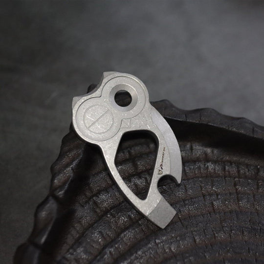 Night Owl -Titanium Alloy EDC Multi-Tool Heavy Duty Pry Bar