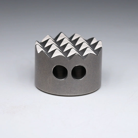 ADD ONS : Hedgehog Titanium Knife Pendant (Free paracord)