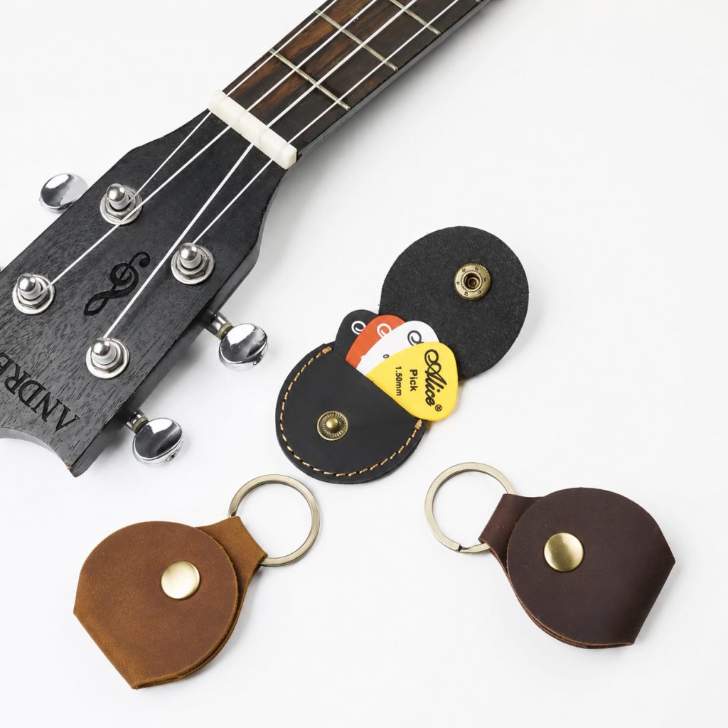 Vintage Crazy Horse Cowhide Guitar Pick Pouch