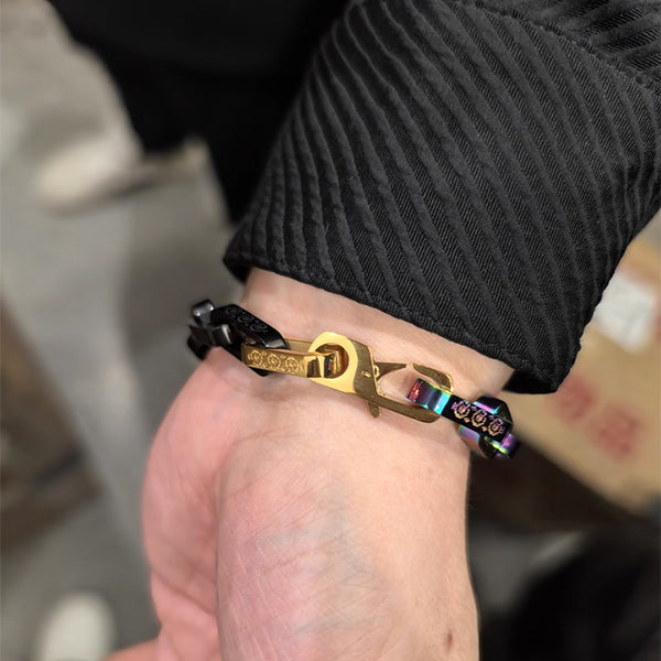 FloraLink Chains - Unisex Modern Titan Link Bracelet