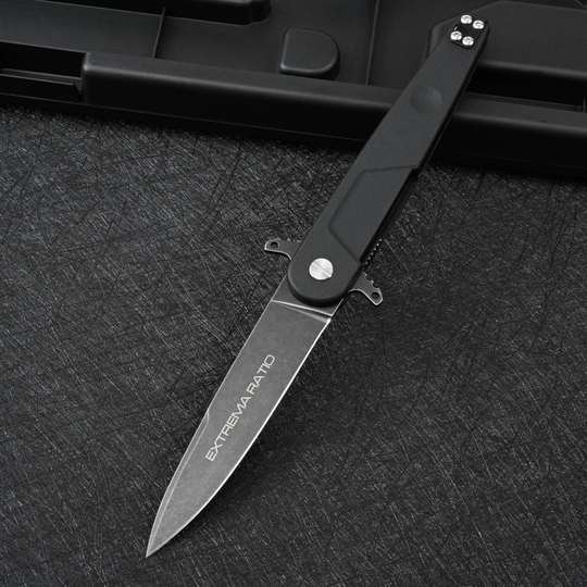 Pocket Lightning: Hawk-Sharp Reliable Folding EDC Knife
